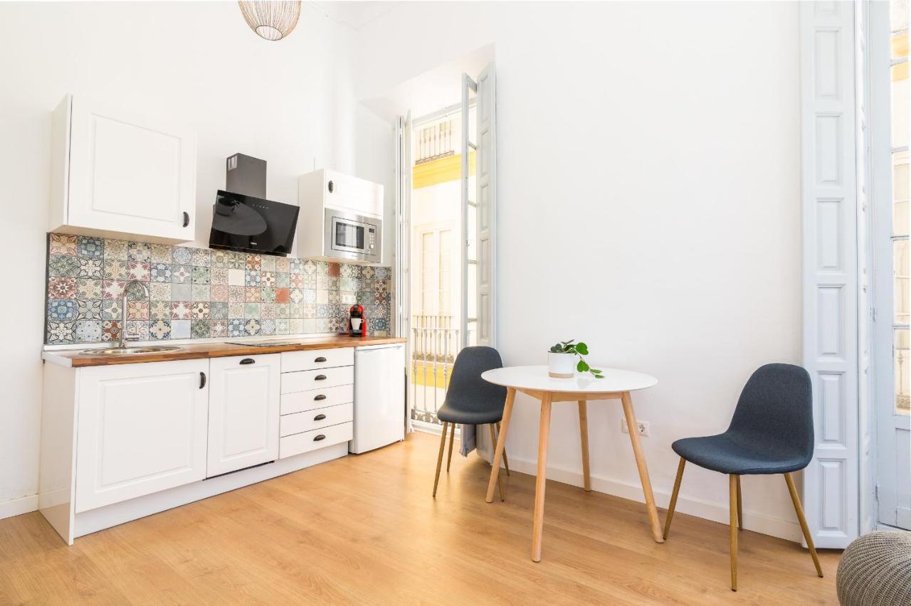 Suite Homes Apartamentos Plaza De La Merced Málaga Eksteriør bilde